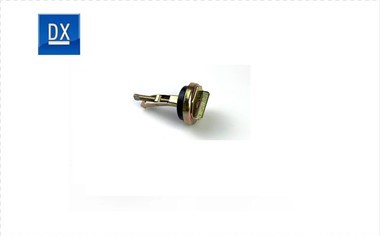 ปลั๊กเดรนน้ำมันพลาสติก PAN SAVER